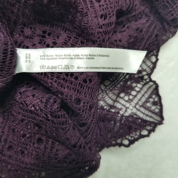 NWT FREE PEOPLE Sweet Memories Lace Turtleneck XS - Picture 3 of 4